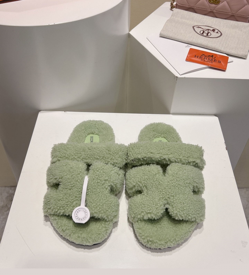 H**mes slippers